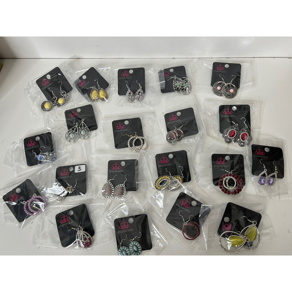 Paparazzi Costume Jewelery Lot of 20 Earrings No Duplicates